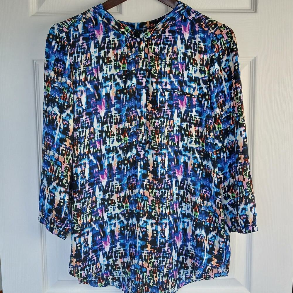 NYDJ Multicolor Pintuck Henley Blouse S pleated back hidden buttons 3/4 sleeves